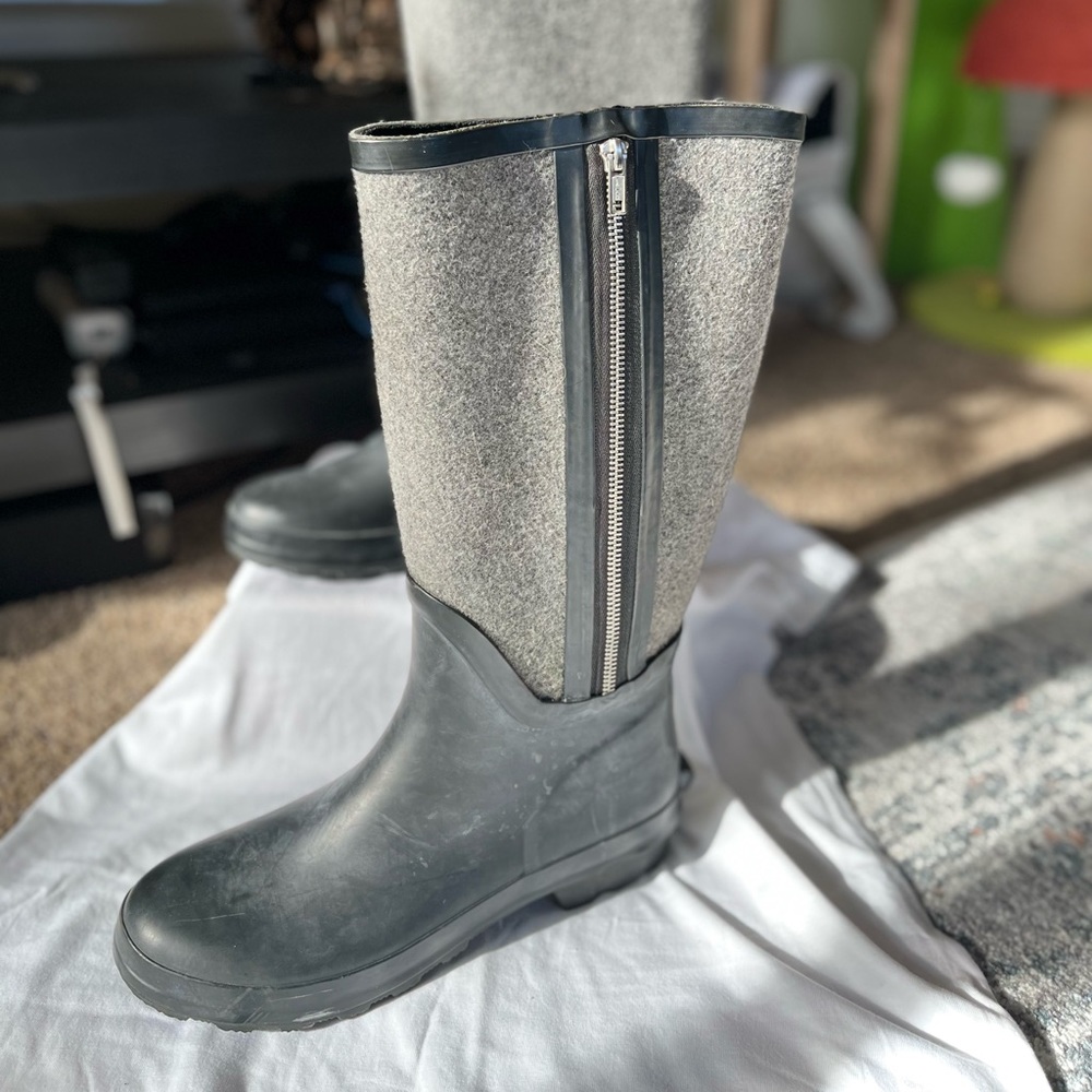 Black and Gray Rain Boots